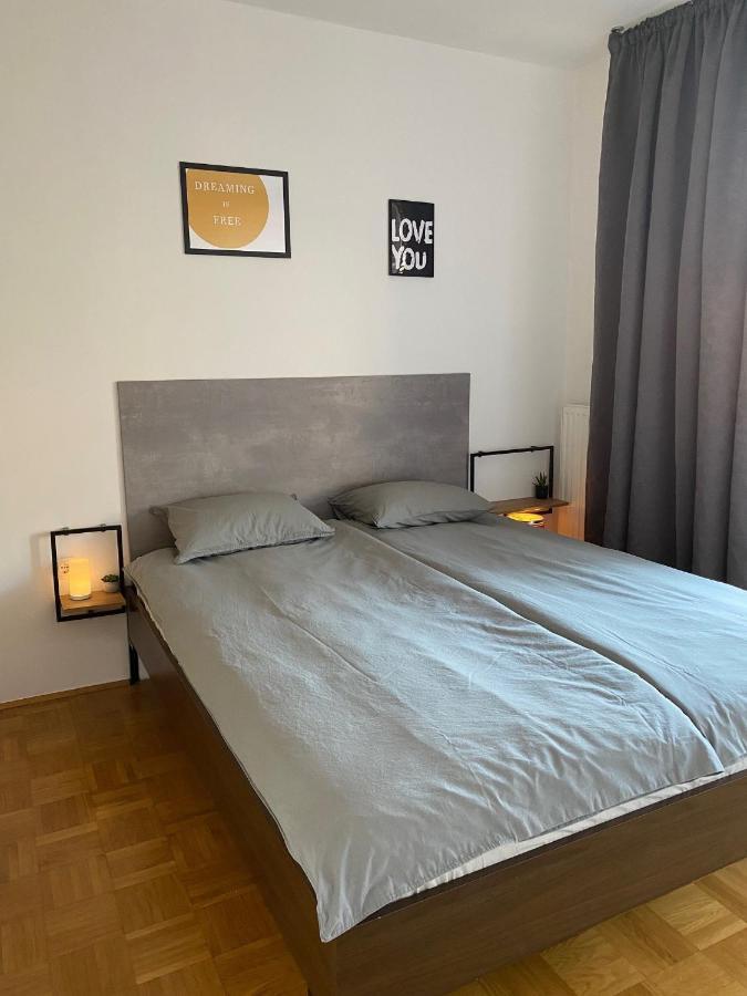Apartma Felicija Lubiana Esterno foto